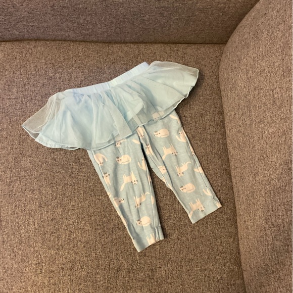 2/$20 6 month girls bundle - Picture 4 of 5